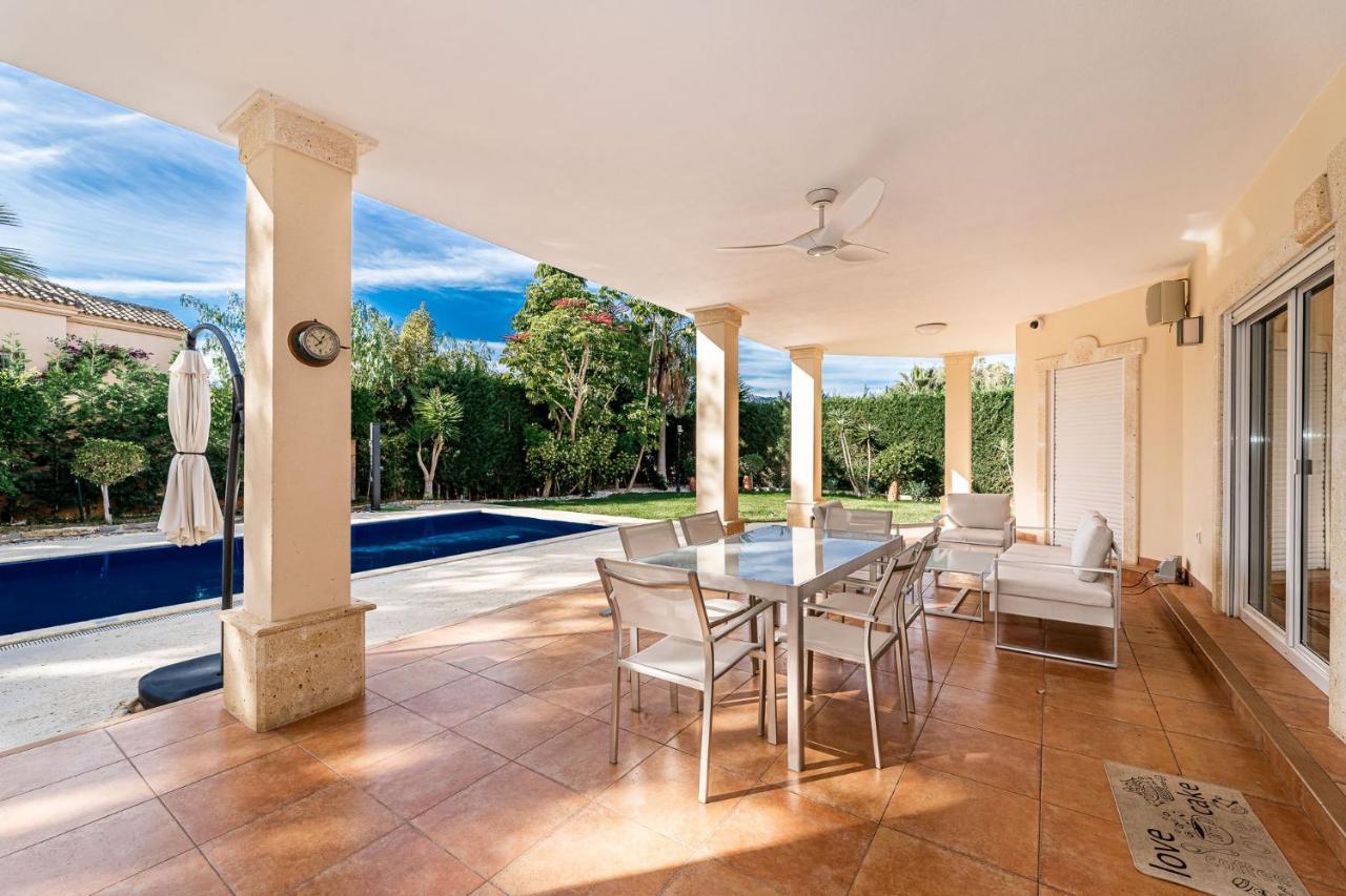 Villa Svim, Walking Distance To The Beach! ماربيا المظهر الخارجي الصورة