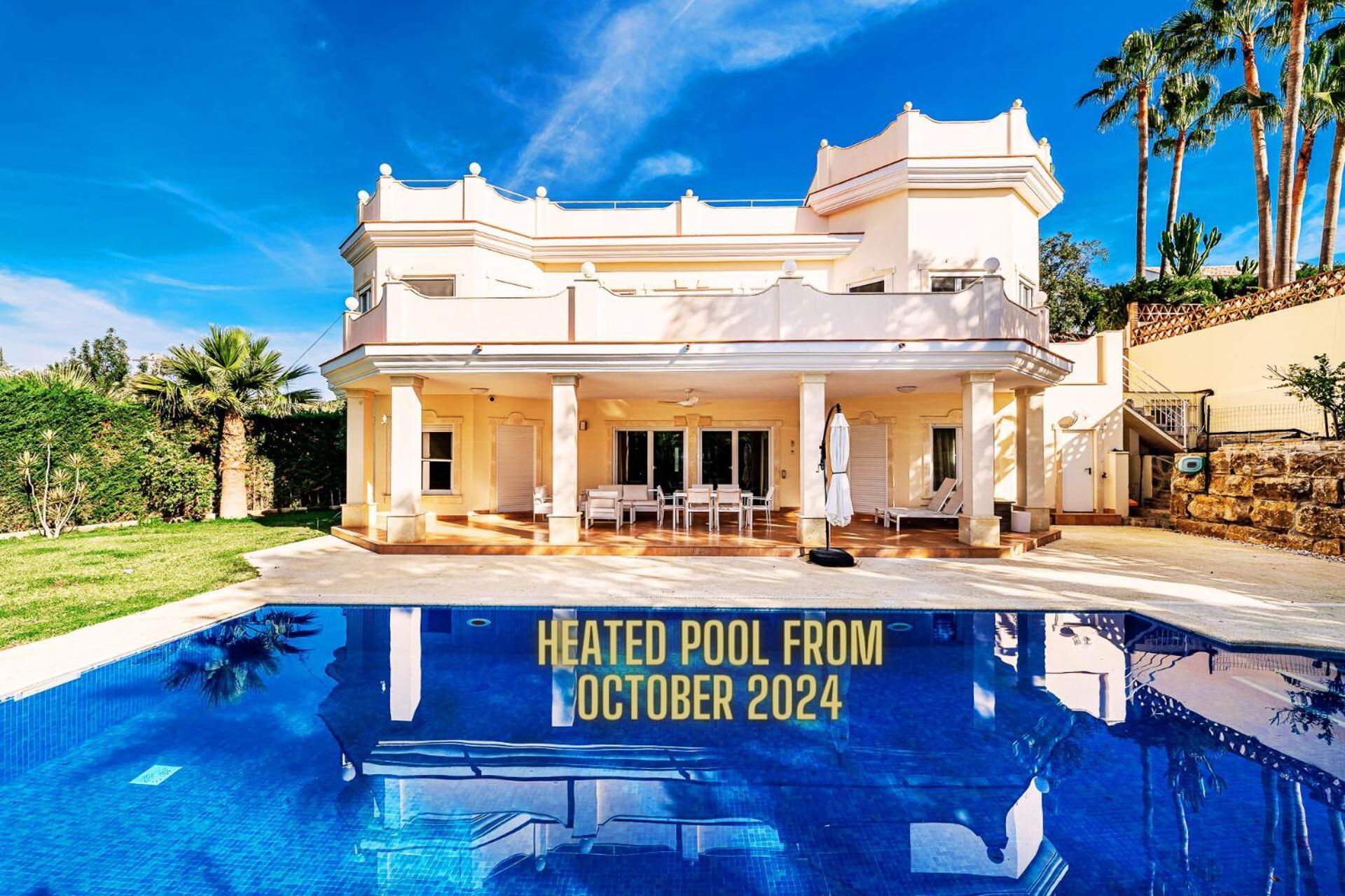 Villa Svim, Walking Distance To The Beach! ماربيا المظهر الخارجي الصورة